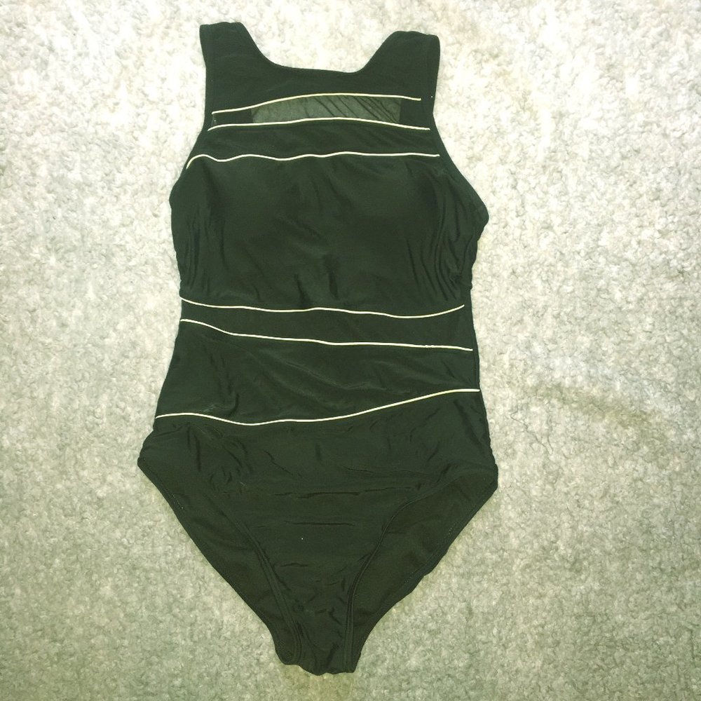 Women's Medium One-piece Mesh Bathing Suit